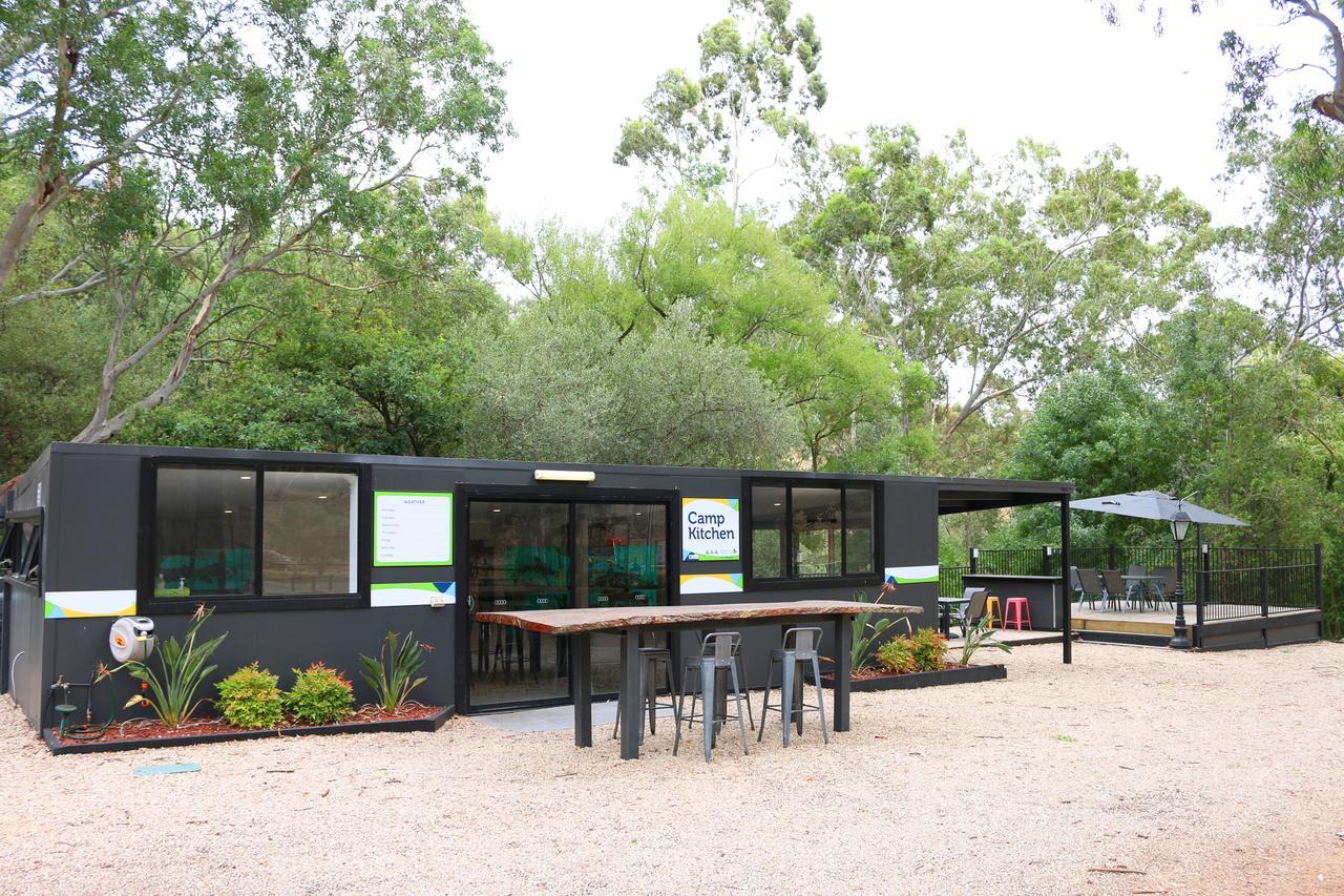 Adelaide Brownhill Creek Tourist Park Hotel Buitenkant foto
